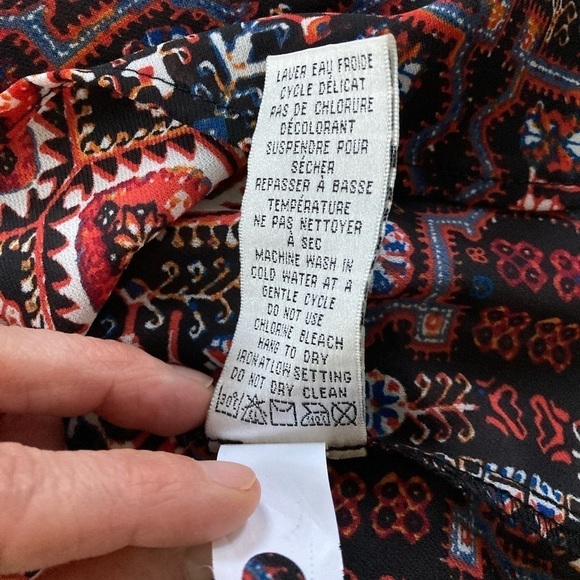 Willi Smith Flowy Patterned V-Neck Blouse - Size S" - Picture 7 of 7